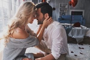 Valentinstag trotz Unfruchtbarkeit feiern: Denken Sie sinnlich, nicht sexuell