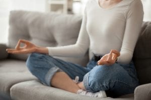 Wie Sie das Hygge-Konzept auf Ihre Selbstfürsorge während der Familienplanung übertragen können
